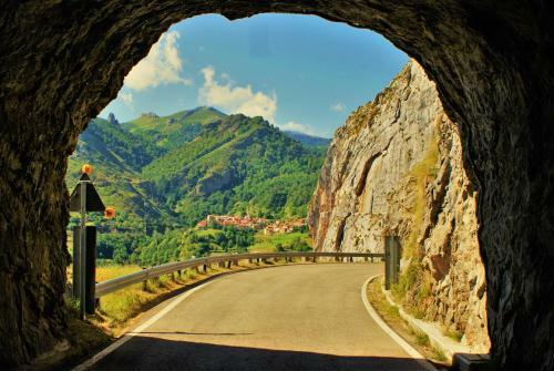 Agroturismo Viviendas Rurales El Cant�n