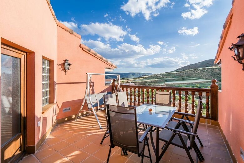 Agroturismo El Castillo De Celia