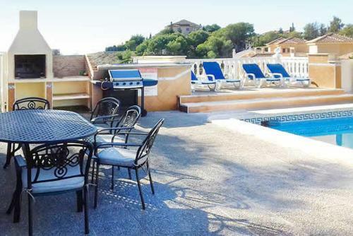 El Mojon Villa Sleeps 8 Air Con Wifi