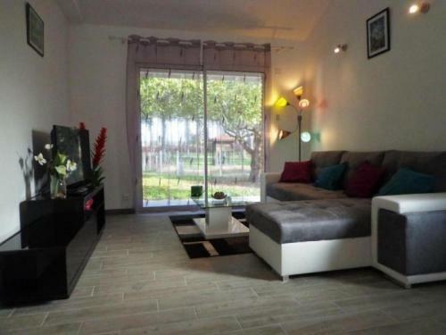 House Le G�te Du Tanon