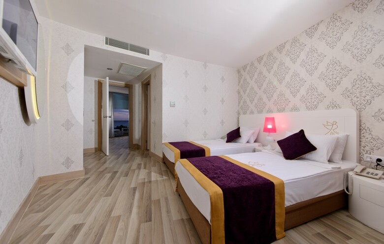 Raymar Hotels & Resorts - Ultra All Inclusive
