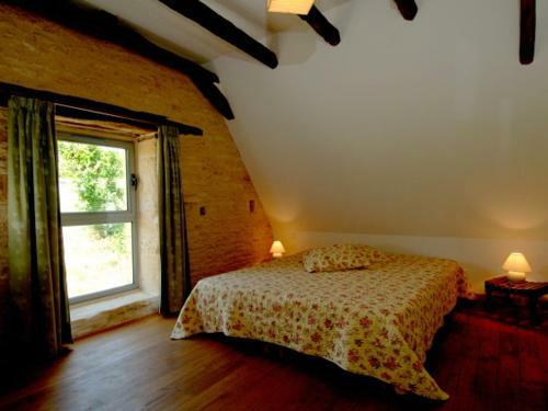 Saint-avit-de-vialard Villa Sleeps 6 Pool Wifi