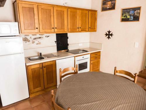 Stunning Holiday Home In Cabrerolles With Pool