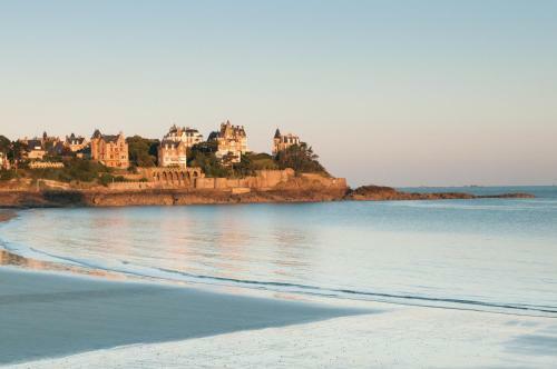 Le Saint Enogat, Dinard, Maison 4 Chambres