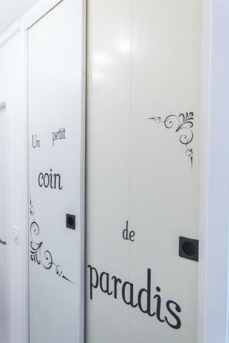 Apartamento Sweethome Dijon - Black & White