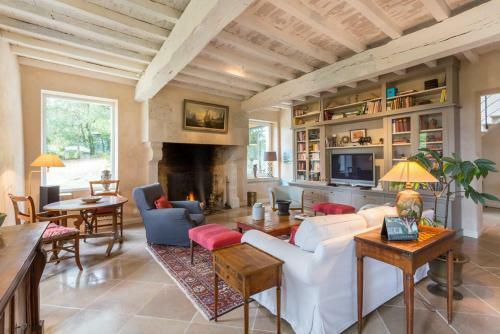 Fieux Villa Sleeps 6 Pool Wifi