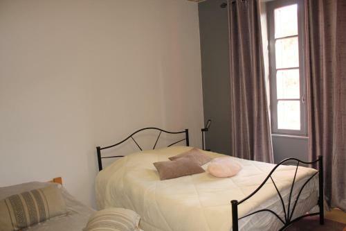 Bed & Breakfast Auberge De Ferrals Les Montagnes