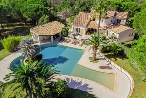 Puget-sur-argens Villa Sleeps 8 Wifi