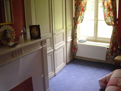 Bed & Breakfast Chateau De Grosfy