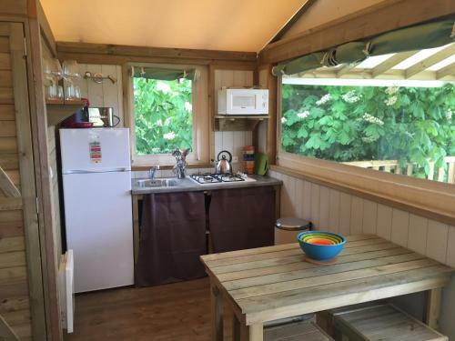 Emerald Coast Gites And Lodge