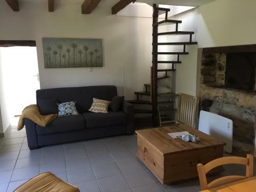 Emerald Coast Gites And Lodge