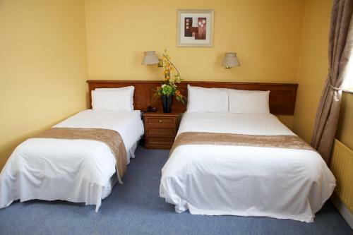 Leens Hotel