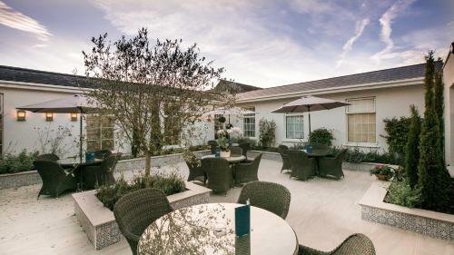 The Keadeen Hotel