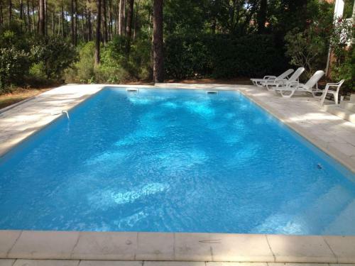 Holiday Home Eden Parc