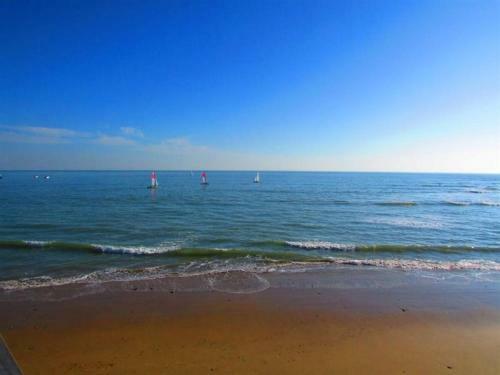 House Maison Traditionnelle T4 Bord De Mer, � 100 M Plage