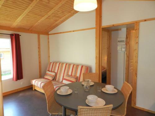Holiday Home G�tes Fialoux