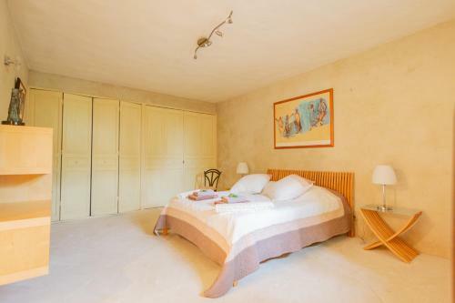 Les Baux De Provence Villa Sleeps 10 Pool Wifi
