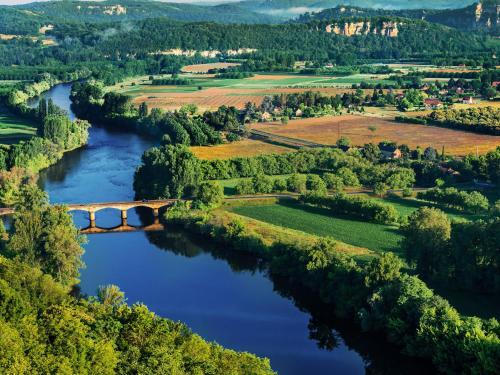 French Mansion In Aquitaine With Private Terrace