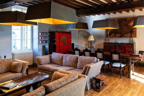 Les Deux Abbesses En Vert | La Grande Maison B&B