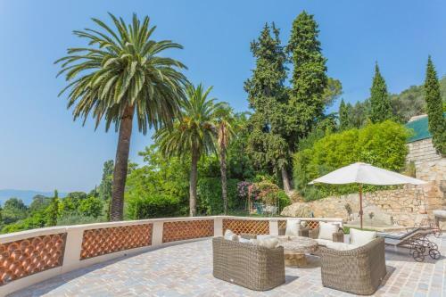Magagnosc Villa Sleeps 12 Pool Air Con Wifi