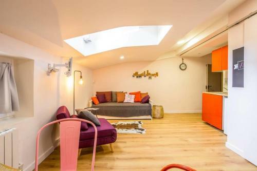 Apartamentos Charming Little Next In Vieux-lyon By Guestready