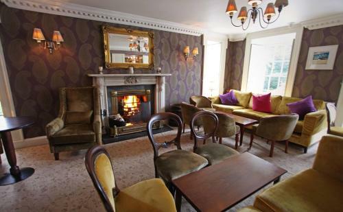 Hostal The Red Door Country House