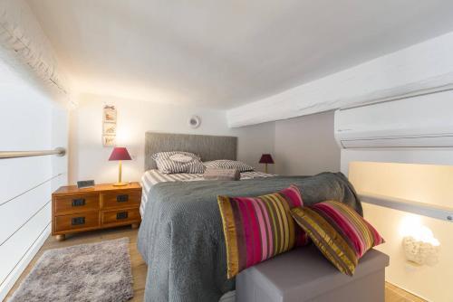 Apartamento Barillerie - Loft Moderne, Face Mer, Vieux-nice.