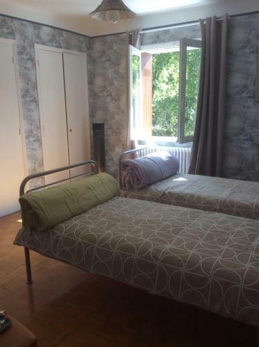 Bed & Breakfast La Maison Blanche Chambres D?h�tes - B & B Quillan