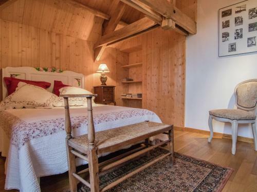 Cozy Villa In Saint-bonnet-la-riviere With Swimming Pool