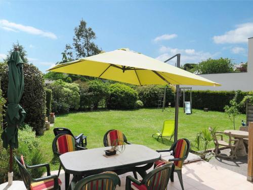 Holiday Home Ferienhaus (sja101)