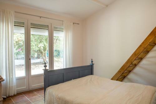 Tavernes Villa Sleeps 8 Pool Wifi