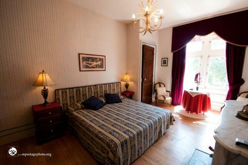 Bed & Breakfast Ch�teau De Lastours