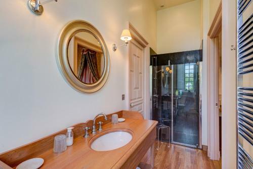 Agroturismo Tocqueville-les-murs Chateau Sleeps 10 Wifi