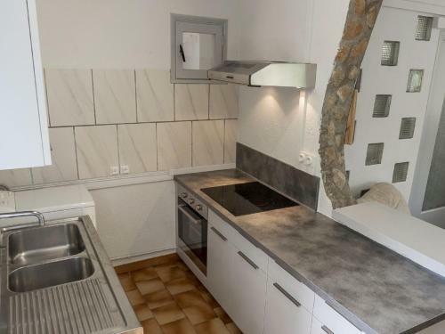 Cozy Cottage In Uzer With Swimming Pool