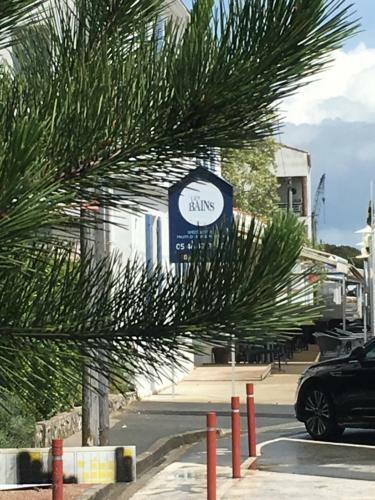 Hotel Les Bains Boyardville - H�tel Et Restaurant