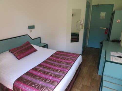 Hotel Le Relais de Voisins