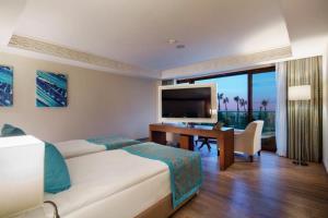 Hotel Nirvana Lagoon Villas Suites & Spa