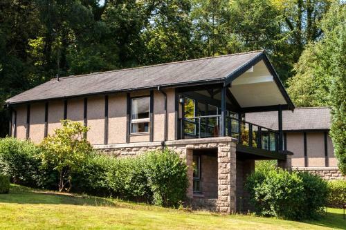 Cameron House Two Bedroom Detached Lodge L70