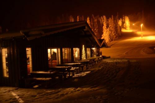 Lodge Nyst�len Hyttegrend