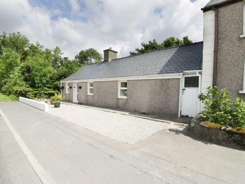 Bwlch Yr Awel Cottage, Garndolbenmaen