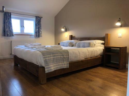 Fields End Lodges