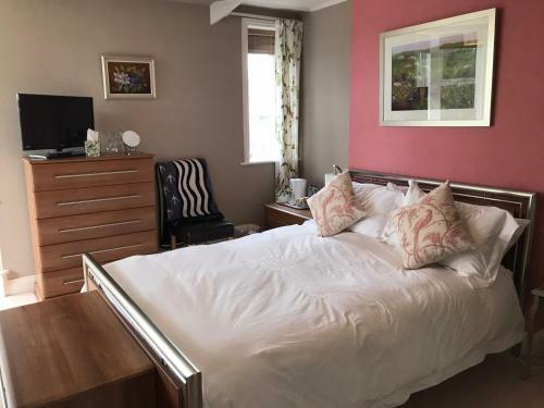 Bed & Breakfast Holywell House B & B