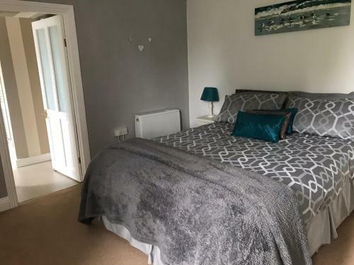 Bed & Breakfast Holywell House B & B
