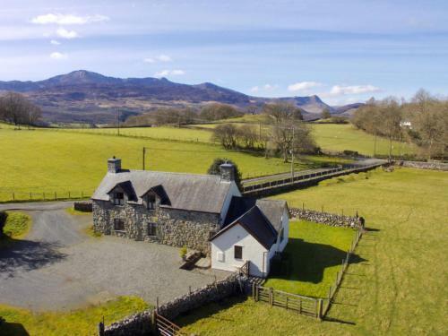 Holiday Home Maes Remyr