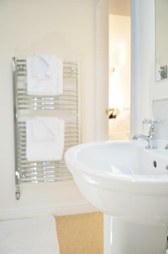 Hostal Balmoral Guest House