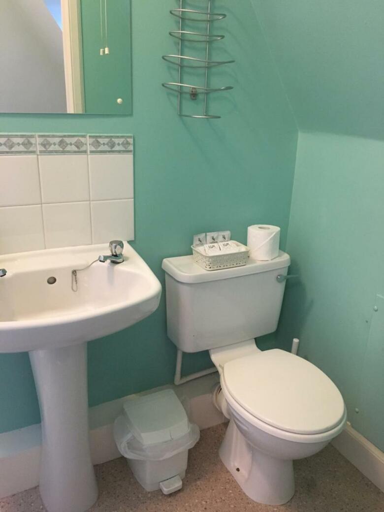 Hostal Airdenair Guest House