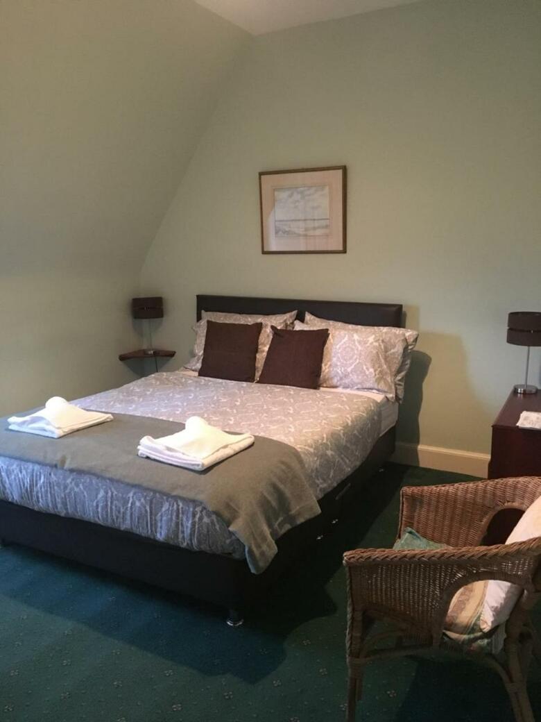Hostal Airdenair Guest House