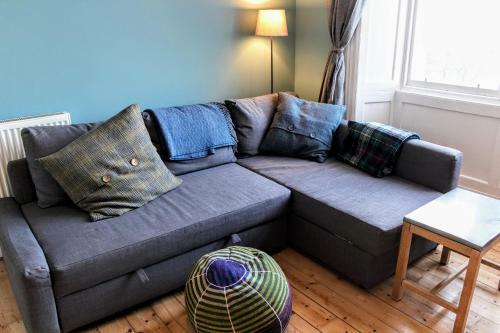 Modern Arthurs Seat Apartment - Sleeps 6