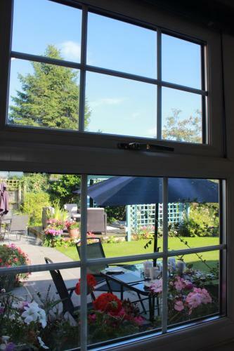 Conifer Cottage At The Old Manor In North Somercotes
