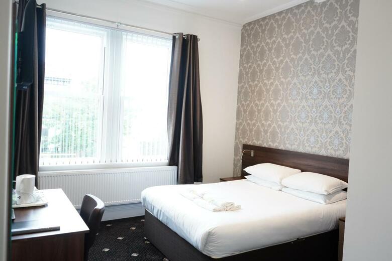The Marlborough Hotel